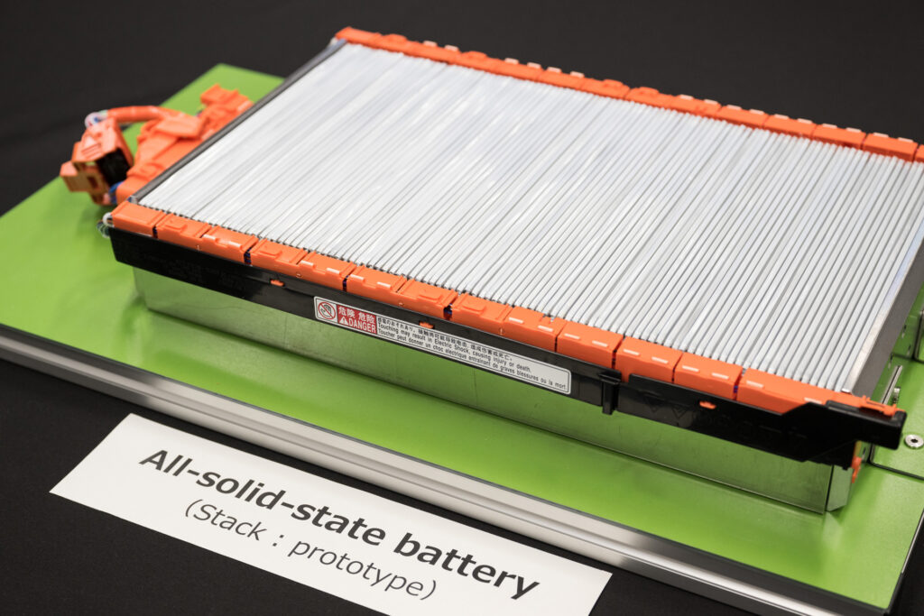 Idemitsu, Toyota Partner to Produce EV Batteries
