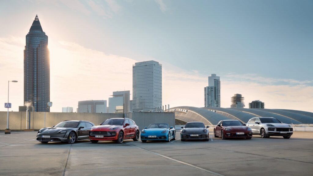 Porsche Integrates Google Services into its Cars